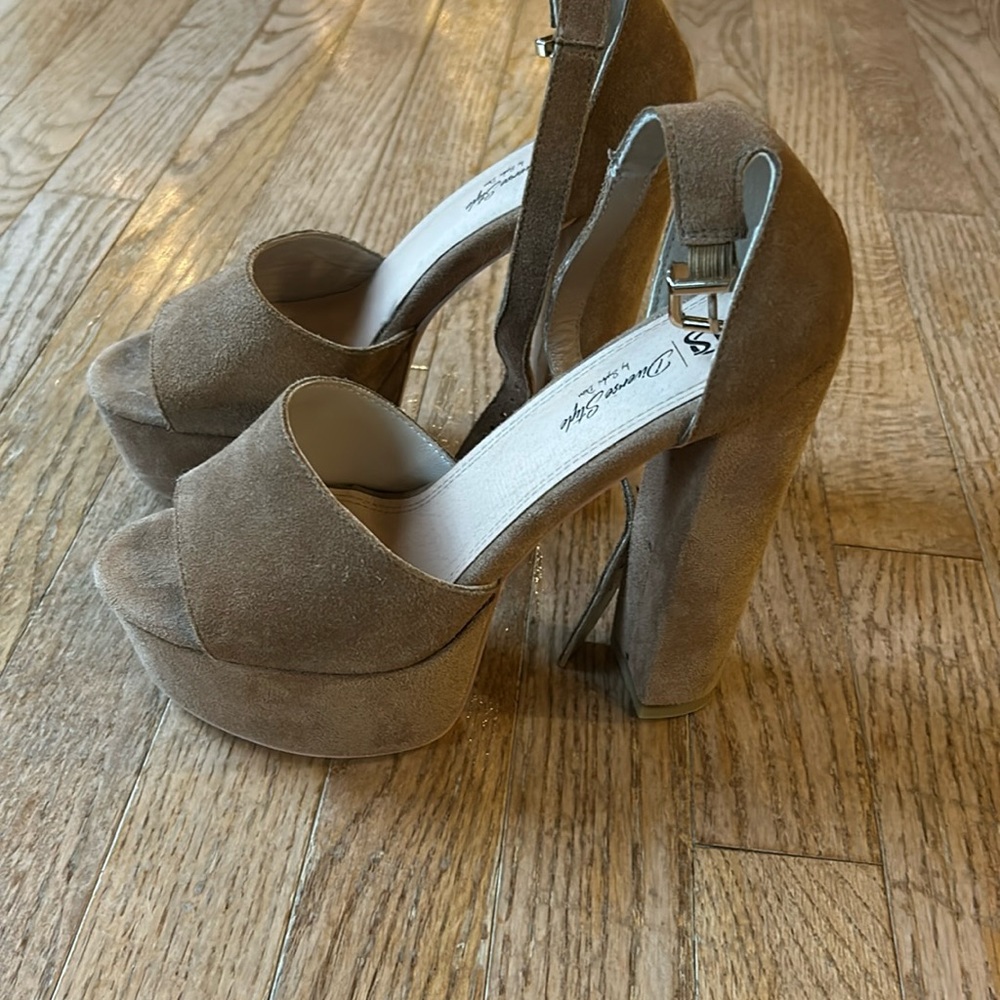 Elegant Taupe Suede Platform Heels